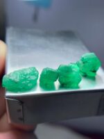 15.370ct Swat Emerald Rough Lot – Natural Green Crystals (15.33 x 9.06 x 5.47mm) - Image 7