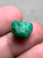Exquisite 10.30 ct Swat Emerald Crystal: A True Natural Treasure - Image 8