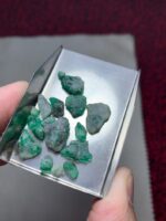 Vibrant Raw Beauty: 29.90ct Emerald Rough Lot from Swat Valley, Pakistan - Image 3