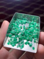 Natural Emerald Rough Lot: 35.80 Carats from Swat Valley - Image 4