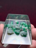 Vibrant Raw Beauty: 29.90ct Emerald Rough Lot from Swat Valley, Pakistan - Image 7