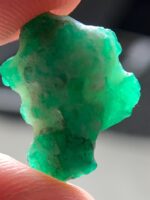 Discover the Beauty of the 7.00 ct Swat Emerald Crystal: A True Natural Wonder - Image 7