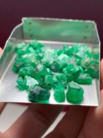 Emerald Majesty: 46.30 Carat Rough Emerald Lot from Swat Valley - Image 6