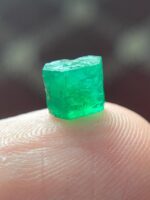 Pure Elegance in Green: 2.06 Carat Emerald Crystal from Swat Valley, Pakistan - Image 6