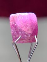 Brilliant 6.705ct African Ruby Crystal – Natural Uncut Gemstone - Image 9