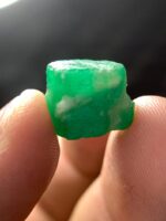 11.90 ct Swat Emerald Crystal – A Magnificent Gem from Pakistan - Image 6