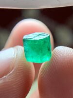 Pure Elegance in Green: 2.06 Carat Emerald Crystal from Swat Valley, Pakistan - Image 9