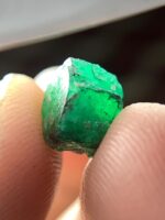 A 3.44ct Swat Emerald Crystal: Vivid Green Elegance from Pakistan - Image 10