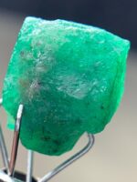 Vibrant 6.31ct Swat Emerald Crystal – A Natural Jewel of the Mountains - Image 6