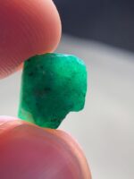 Vibrant 6.31ct Swat Emerald Crystal – A Natural Jewel of the Mountains - Image 9