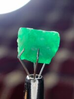 4.20 ct Swat Emerald Crystal – A Gem from Pakistan’s Emerald Valley - Image 2