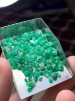 A Closer Look at a 46.89ct Rough Emerald Lot from Swat - Image 4