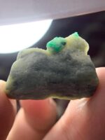 38.00 ct Swat Emerald Specimen: Collector's Crystal - Image 5