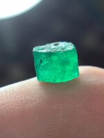 Striking Natural Beauty: 3.35 Carat Emerald Crystal from Swat Valley, Pakistan - Image 5