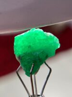 Brilliant 5.20ct Swat Emerald Crystal – Natural Geometry in Green - Image 5