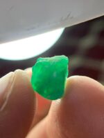 4.20 ct Swat Emerald Crystal – A Gem from Pakistan’s Emerald Valley - Image 5
