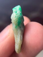 Showcasing a 19.07 ct Swat Emerald Specimen: Nature’s Green Gem - Image 9