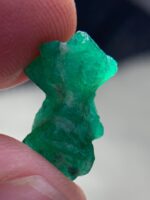 Swat Emerald Crystal: 5.80ct Natural Gemstone (15x9x8mm) - Image 7