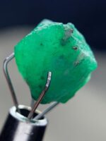 5.20ct Emerald Crystal from Swat (8x9x8mm): A Bold Natural Treasure from Pakistan - Image 2