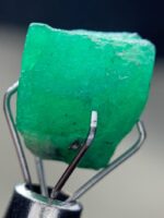 5.20ct Emerald Crystal from Swat (8x9x8mm): A Bold Natural Treasure from Pakistan - Image 4