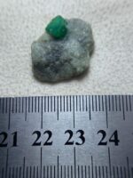 Discover the Beauty of a 16.30 ct Swat Emerald Specimen - Image 9