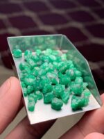 Dense and Elegant: 56.70ct Swat Emerald Rough - Image 10