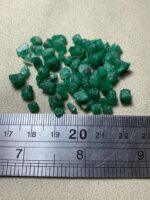 Dense and Elegant: 56.70ct Swat Emerald Rough - Image 7