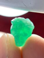 6.30 Ct Emerald Crystal from Swat Valley – Natural Untreated Green Gem (12.66 × 9.15 × 8.18 mm) - Image 2