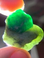 Majestic 42.73 ct Swat Emerald Specimen: A Collector’s Dream - Image 2