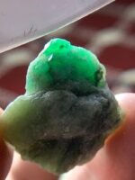Majestic 42.73 ct Swat Emerald Specimen: A Collector’s Dream - Image 7