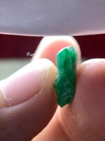 Swat Emerald Crystal: 6.31ct Raw Gemstone, Pakistan - Image 7