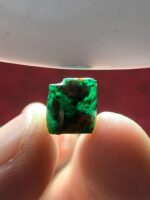 4.72 ct Swat Emerald Crystal — A Vivid Green Gem with Natural Power - Image 7