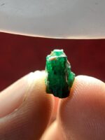 4.72 ct Swat Emerald Crystal — A Vivid Green Gem with Natural Power - Image 8