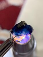 5.45ct A Compact and Vibrant Natural Blue Crystal - Image 2