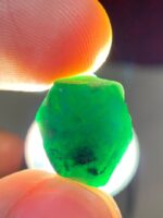 18.85ct Natural Emerald Crystal from Swat – Large Untreated Gemstone (16.22 × 14.52 × 10.65 mm) - Image 2