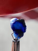 5.45ct A Compact and Vibrant Natural Blue Crystal - Image 3