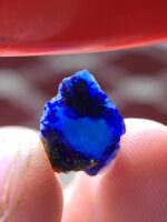 5.45ct A Compact and Vibrant Natural Blue Crystal - Image 10