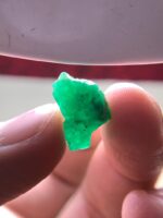 A Rare Gem from the Heart of Swat: 7.17ct Emerald Crystal Unveiled - Image 2