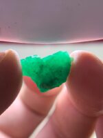 A Rare Gem from the Heart of Swat: 7.17ct Emerald Crystal Unveiled - Image 3