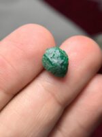 4.20ct Swat Emerald Crystal – Balanced Natural Beauty in 9.67 x 9.45 x 6.59 mm - Image 4