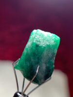 18.85ct Natural Emerald Crystal from Swat – Large Untreated Gemstone (16.22 × 14.52 × 10.65 mm) - Image 5
