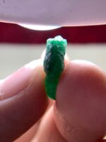 A Rare Gem from the Heart of Swat: 7.17ct Emerald Crystal Unveiled - Image 6