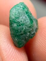 4.20ct Swat Emerald Crystal – Balanced Natural Beauty in 9.67 x 9.45 x 6.59 mm - Image 6
