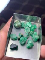 52.05 Carat Swat Valley Emerald Rough Lot - Image 9