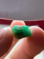 8.67ct Swat Emerald Crystal: A Striking Expression of Natural Form - Image 5