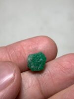 4.02ct Swat Emerald Crystal: Small in Size, Big in Beauty - Image 3