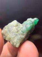 38.27ct Emerald from Swat Valley: Collector’s Treasure - Image 4