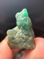 38.27ct Emerald from Swat Valley: Collector’s Treasure - Image 5