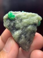 94 ct Natural Emerald Specimen from Swat — Raw, Deep Green Collector’s Crystal - Image 5