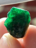 The Delicate Beauty of an 8.10 Carat Swat Emerald Crystal - Image 8